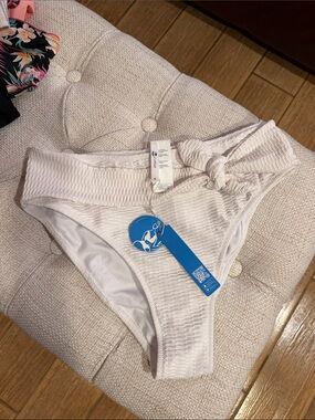 Cupshe White Tie Waist High Waist Swim Bottoms NWT Medium